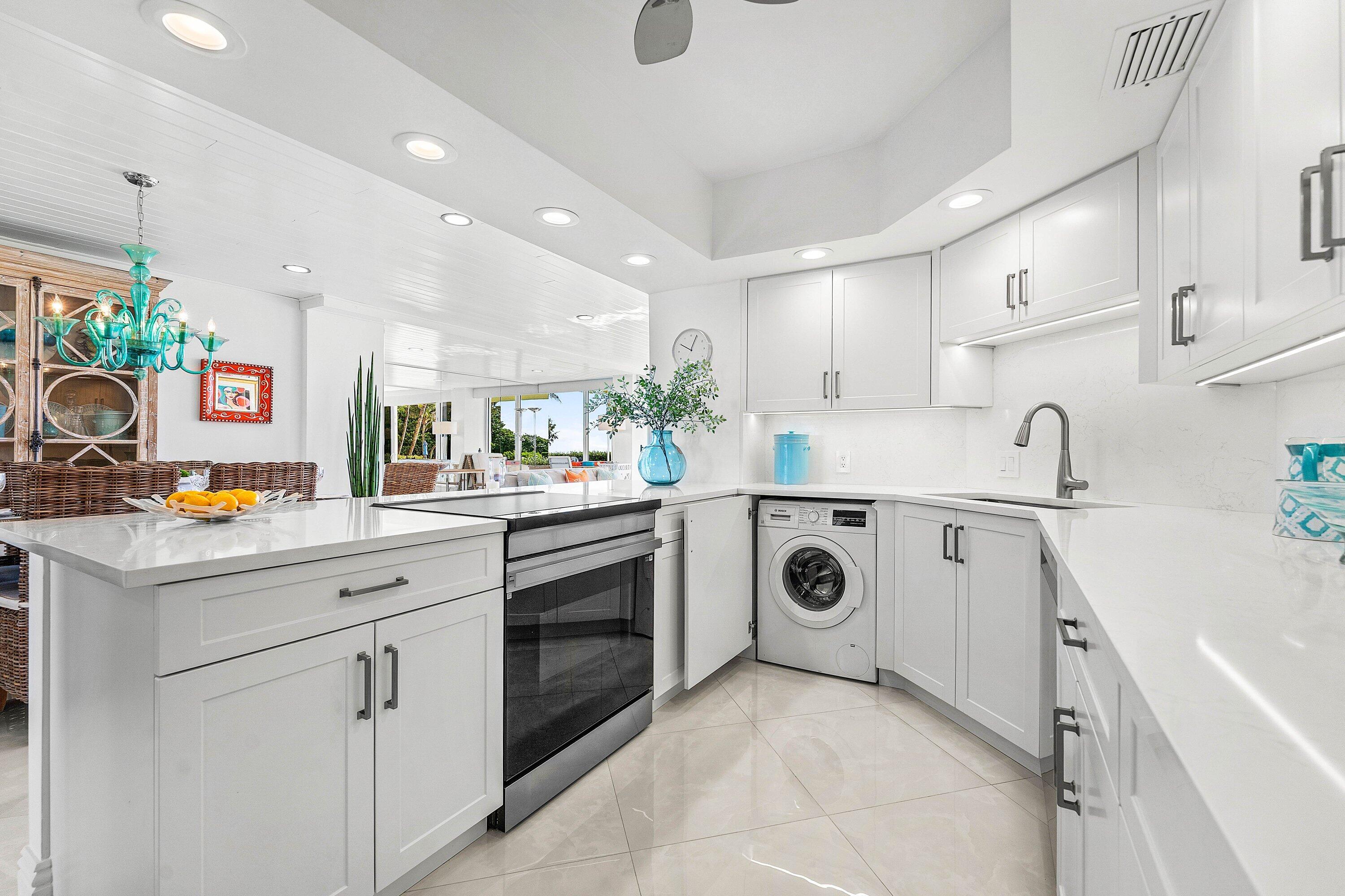 1225 S Ocean Boulevard 105