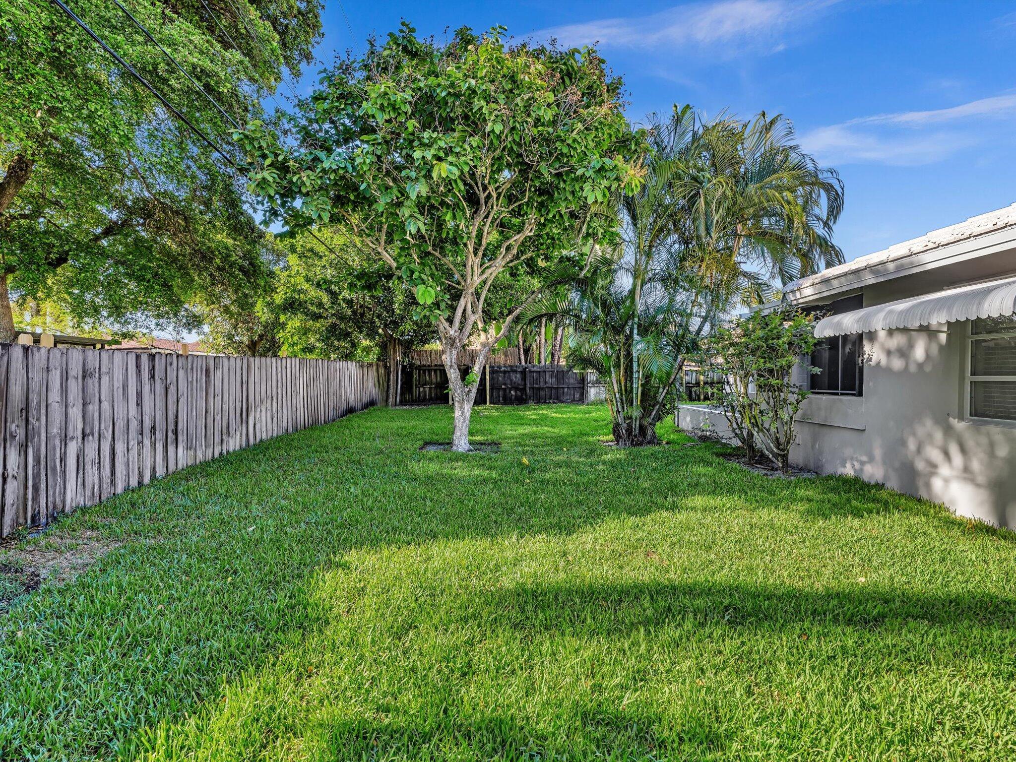 2710 SW 6th Street SW