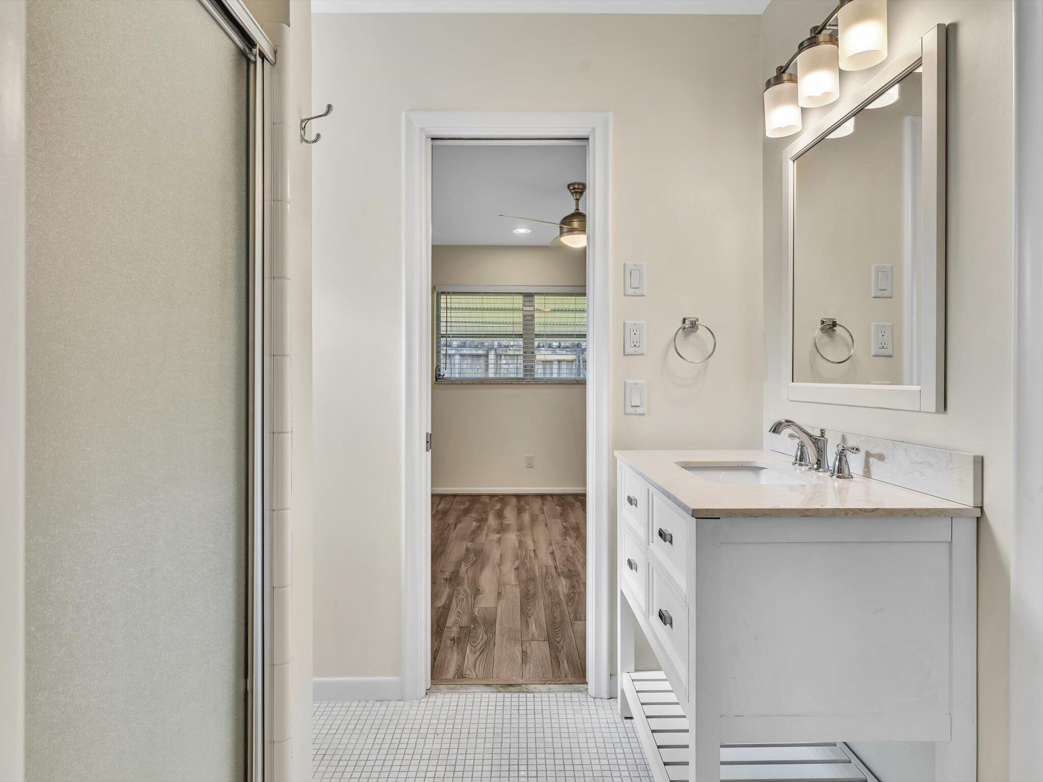 2710 SW 6th Street SW