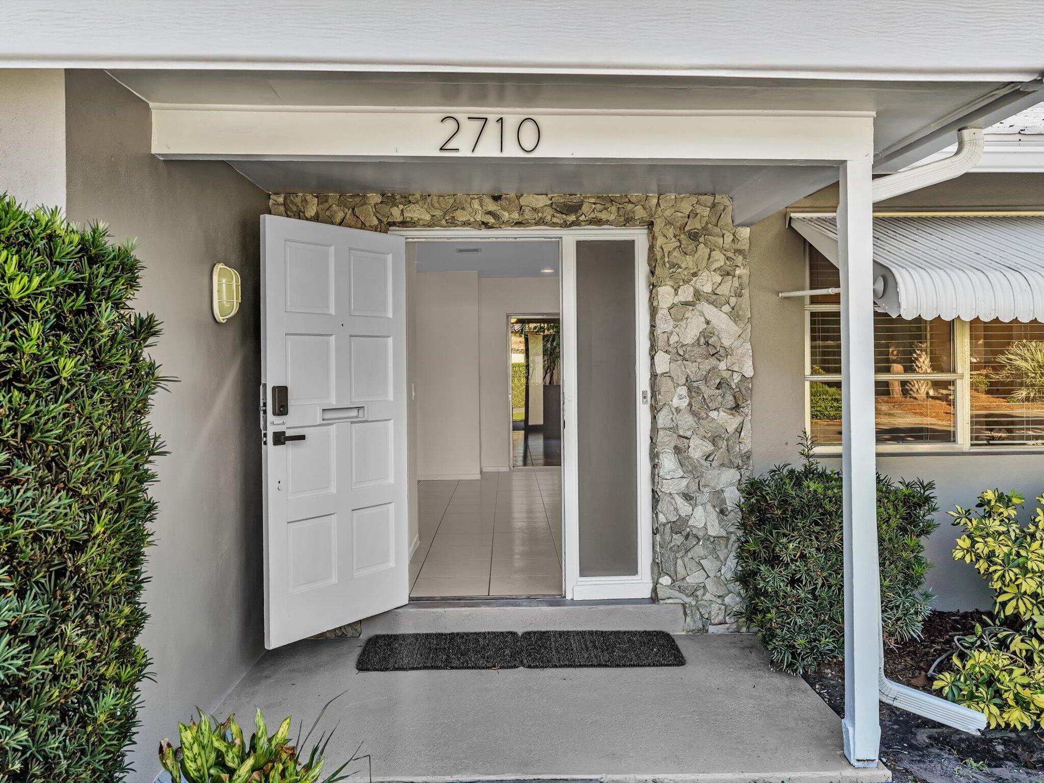 2710 SW 6th Street SW