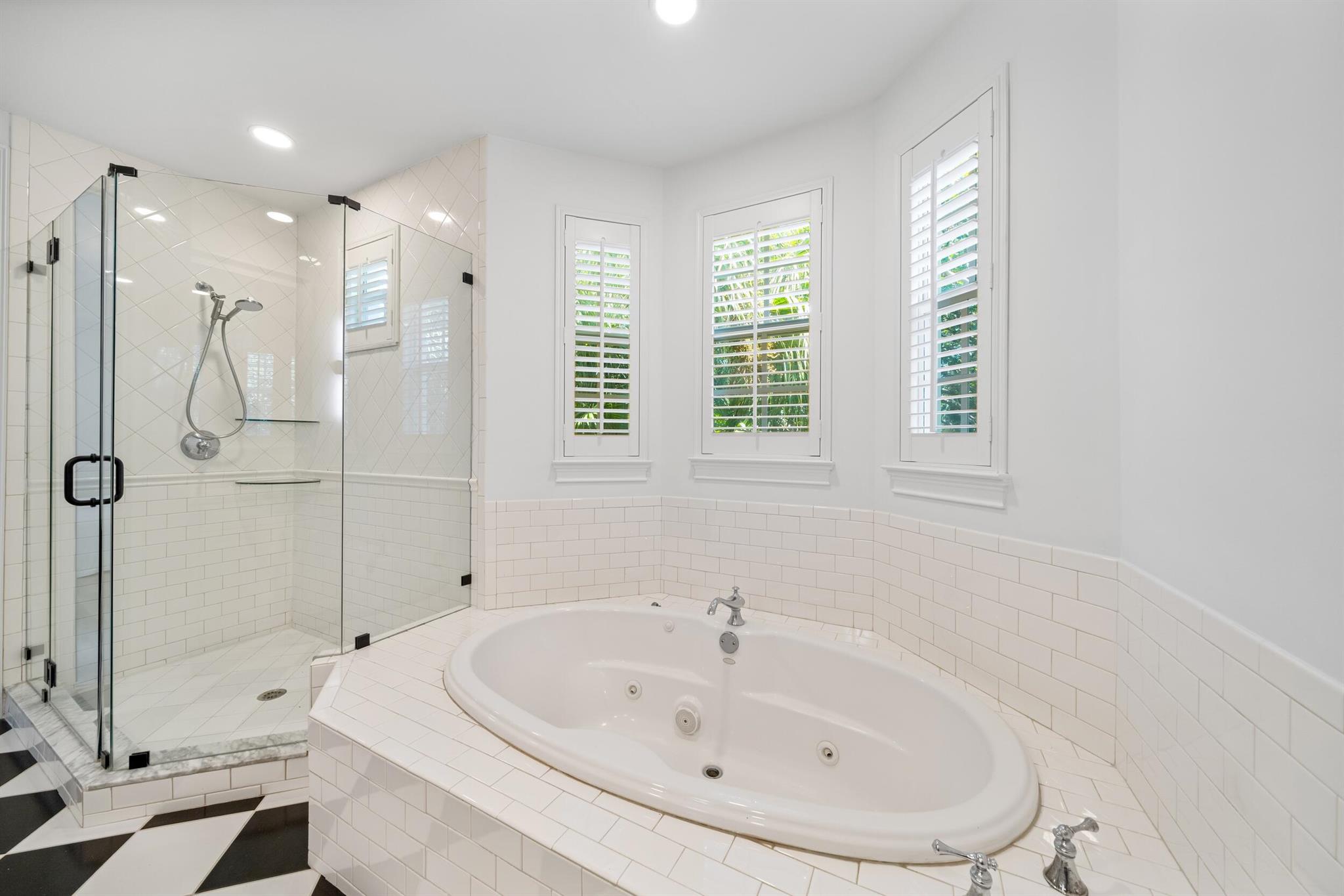 1028 E Heritage Club Circle