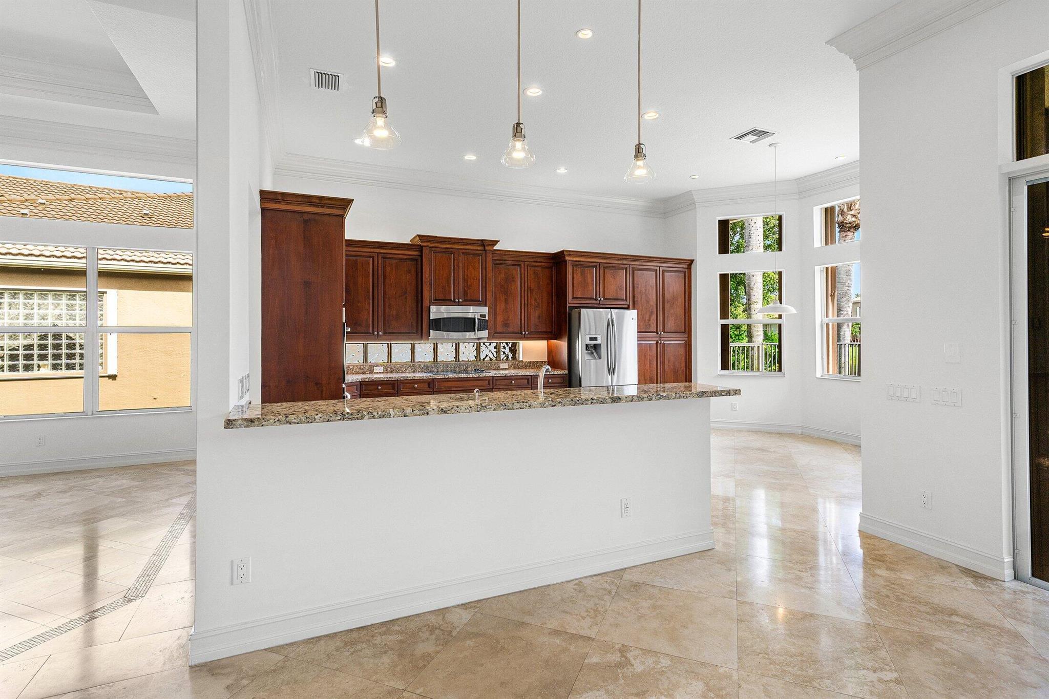 7120 Corning Circle