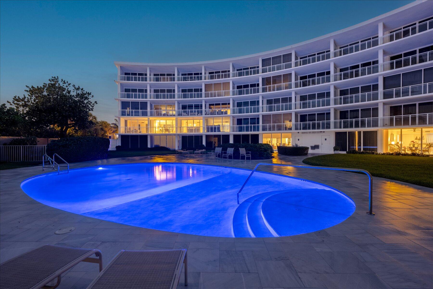 1213 S Ocean Boulevard 2e