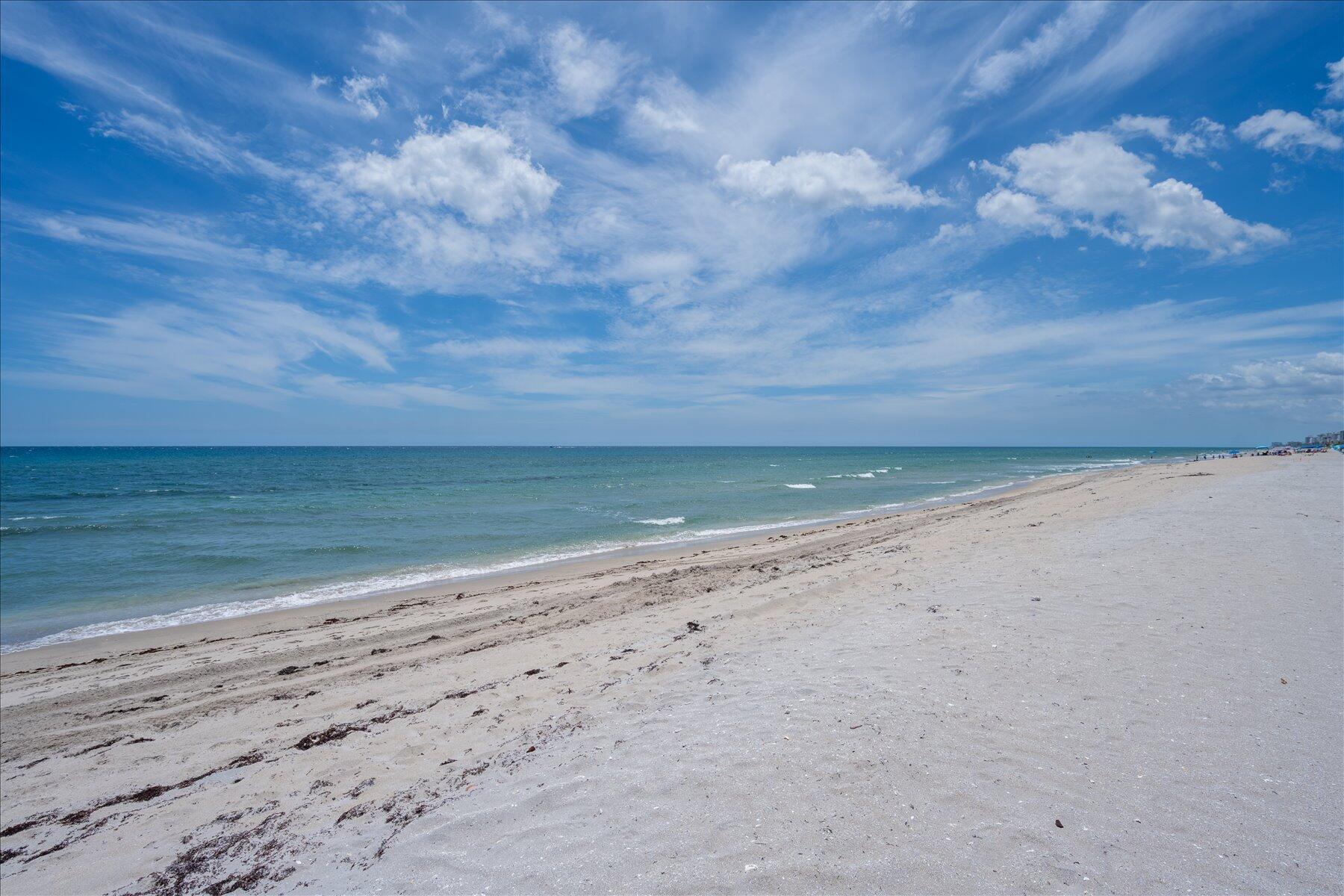 1213 S Ocean Boulevard 2e