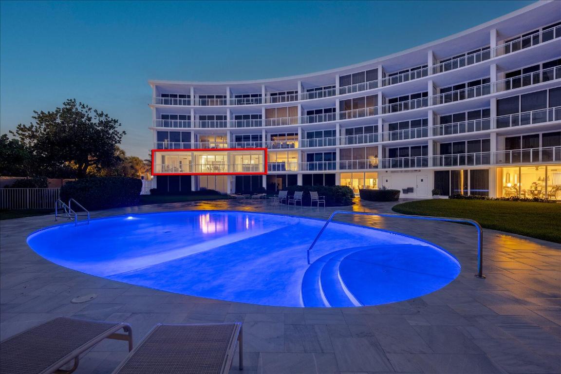 1213 S Ocean Boulevard 2e