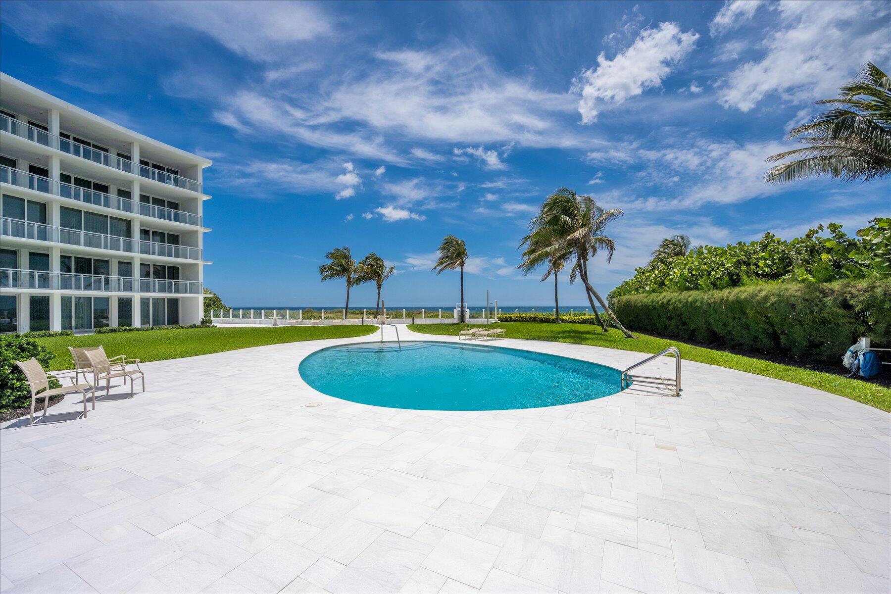 1213 S Ocean Boulevard 2e