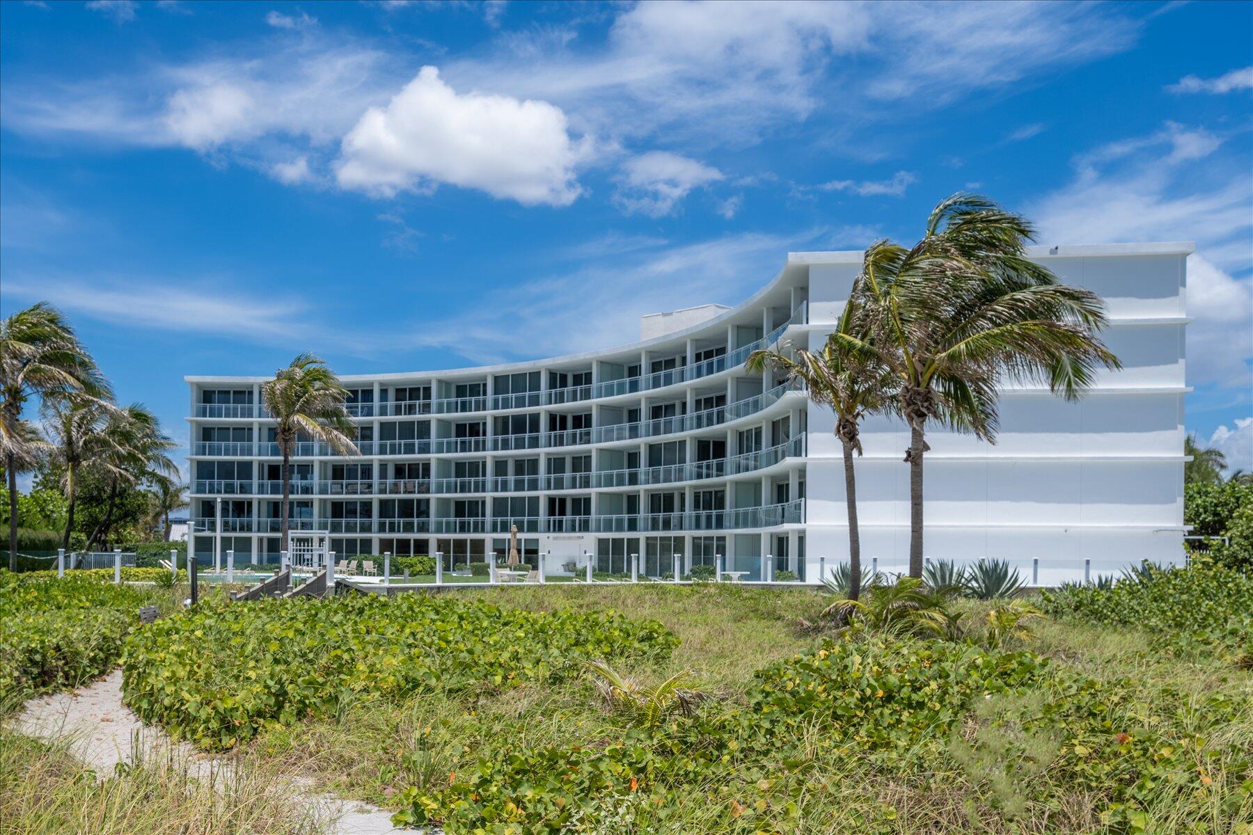 1213 S Ocean Boulevard 2e