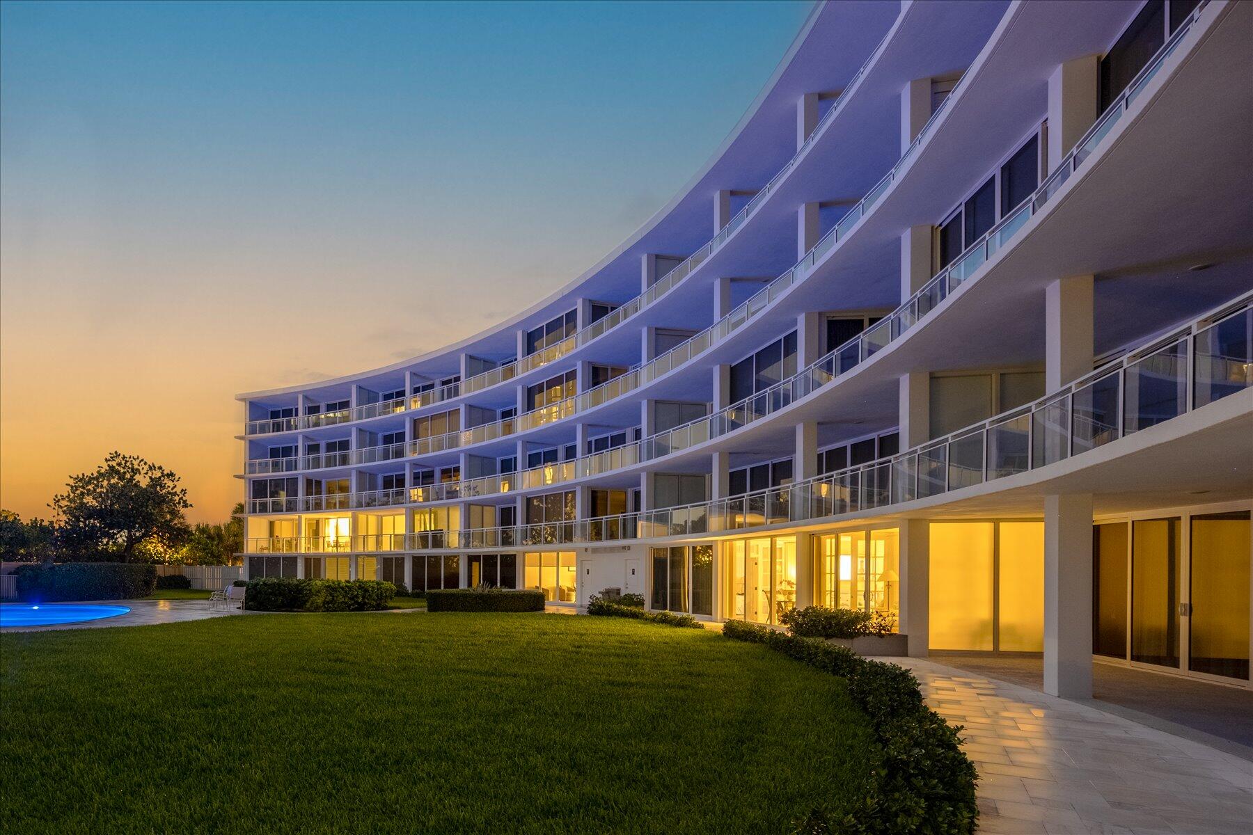 1213 S Ocean Boulevard 2e