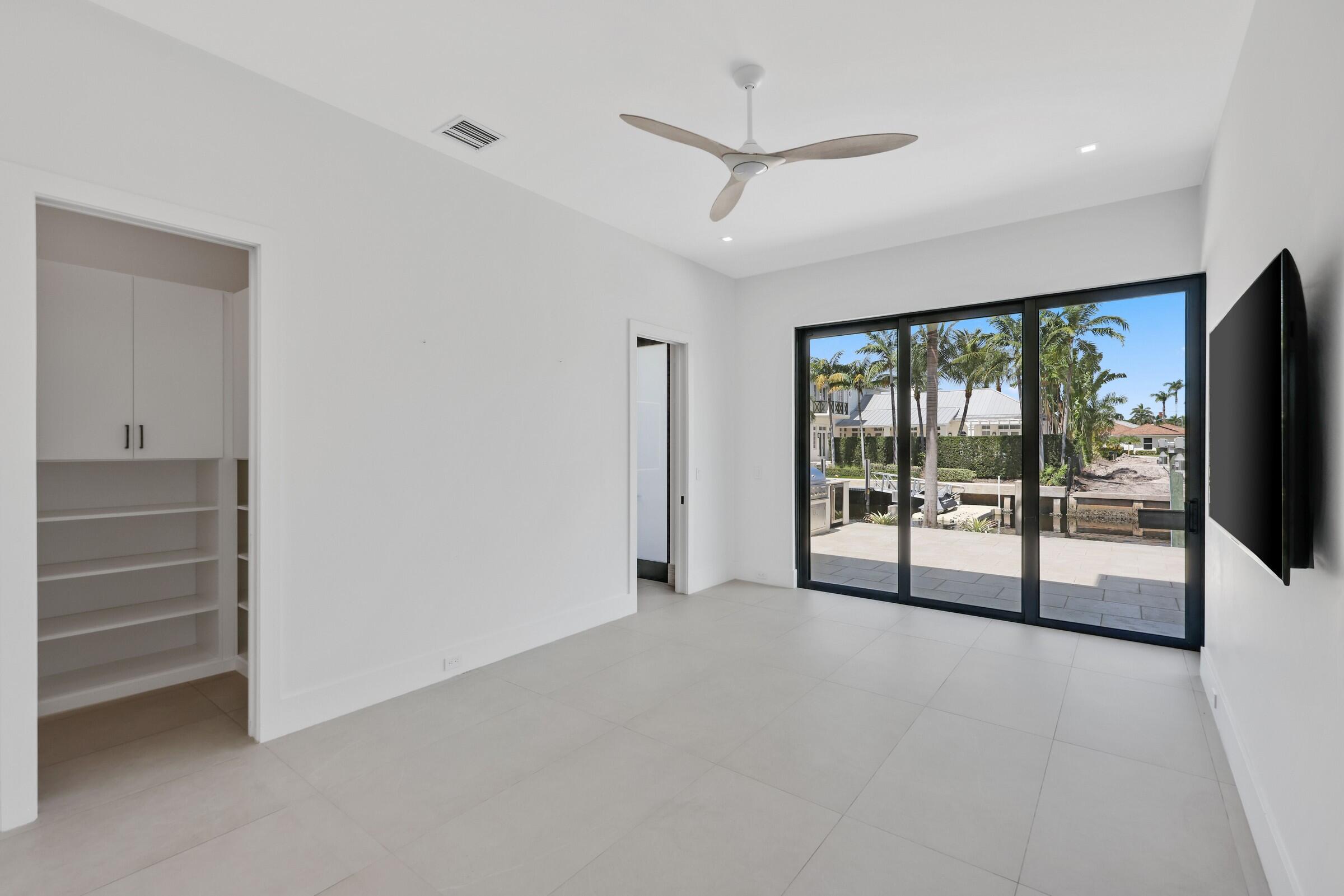 933 Allamanda Drive