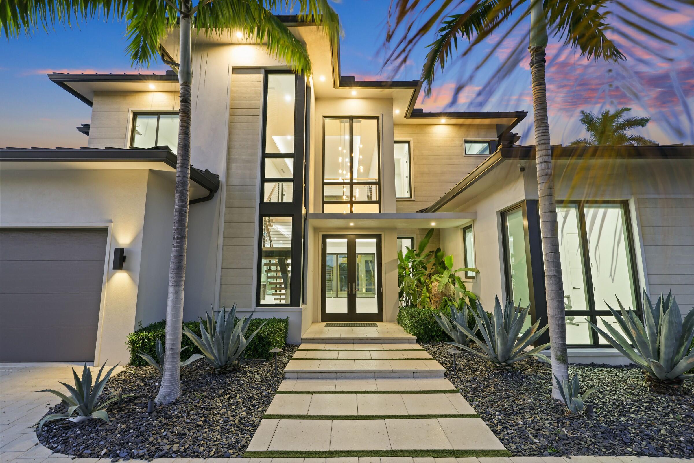 933 Allamanda Drive