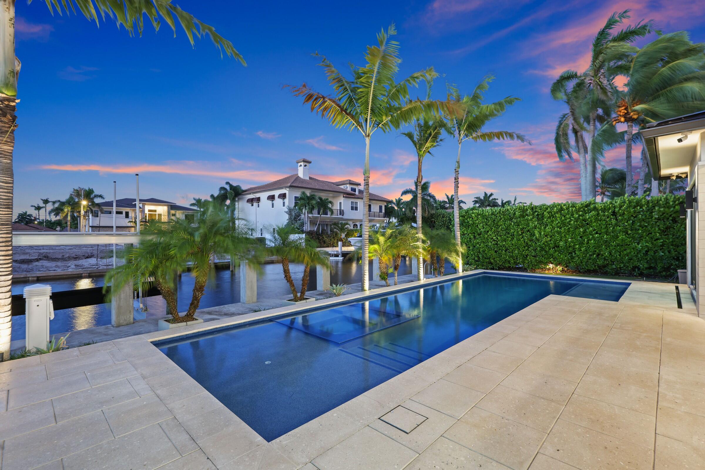 933 Allamanda Drive