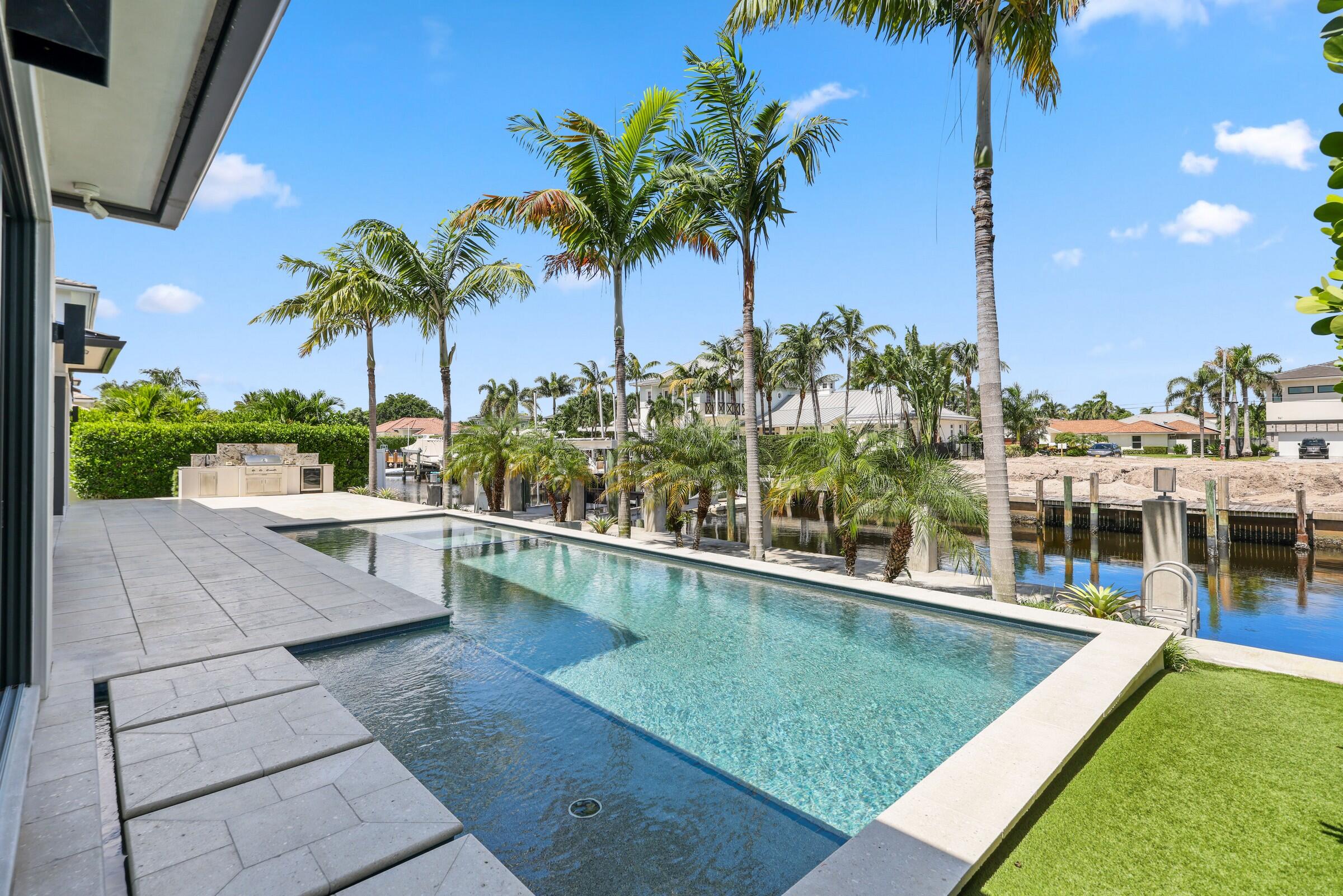 933 Allamanda Drive