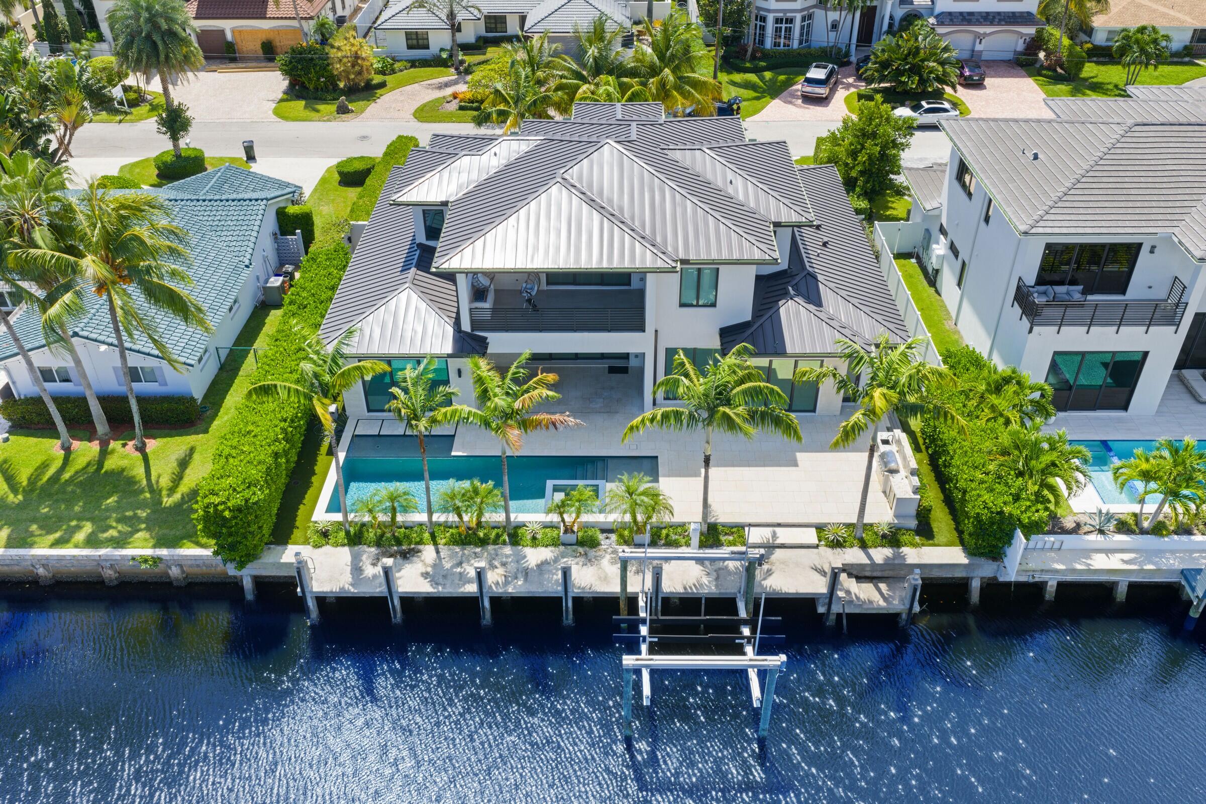 933 Allamanda Drive
