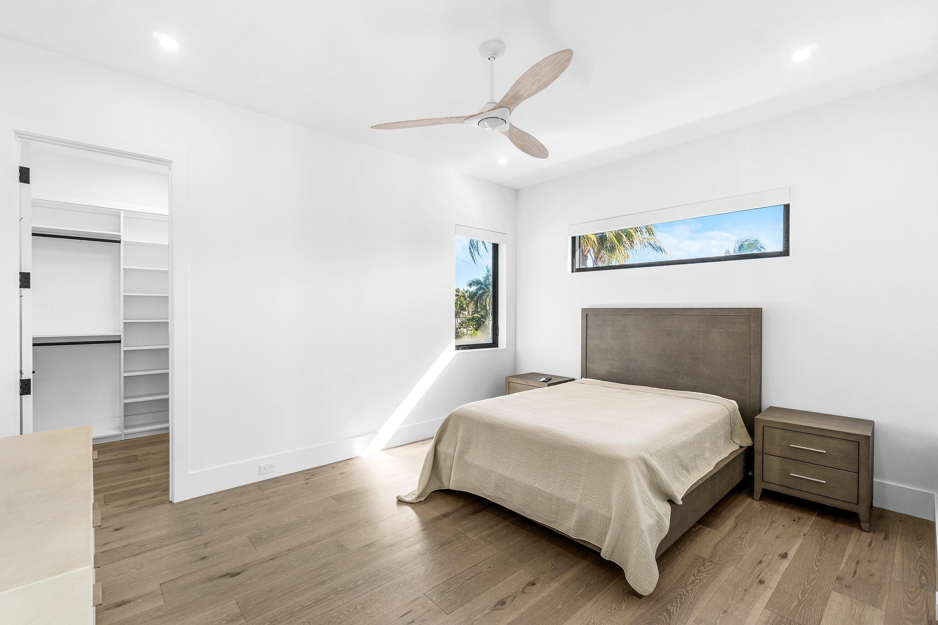 933 Allamanda Drive