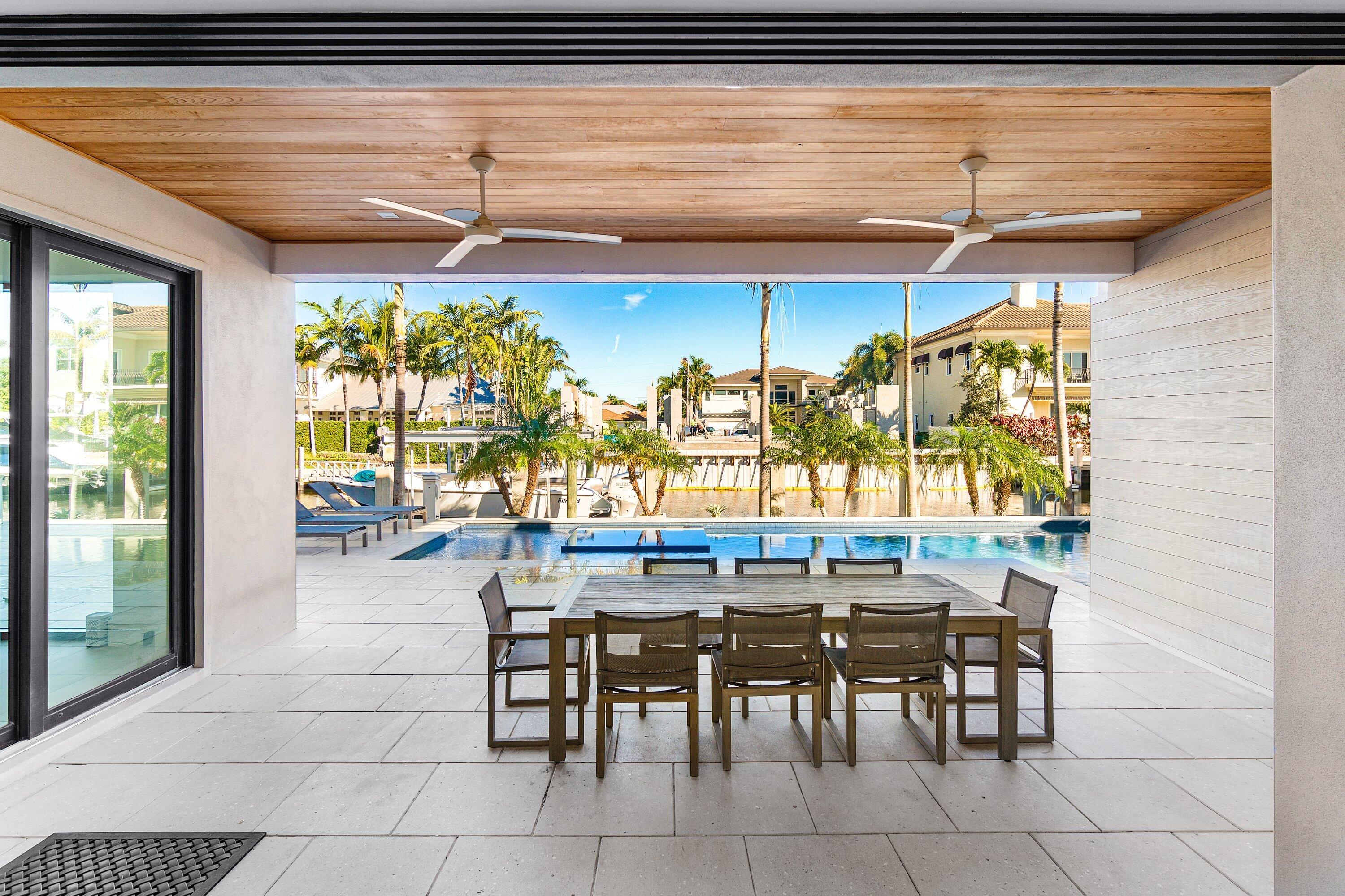 933 Allamanda Drive