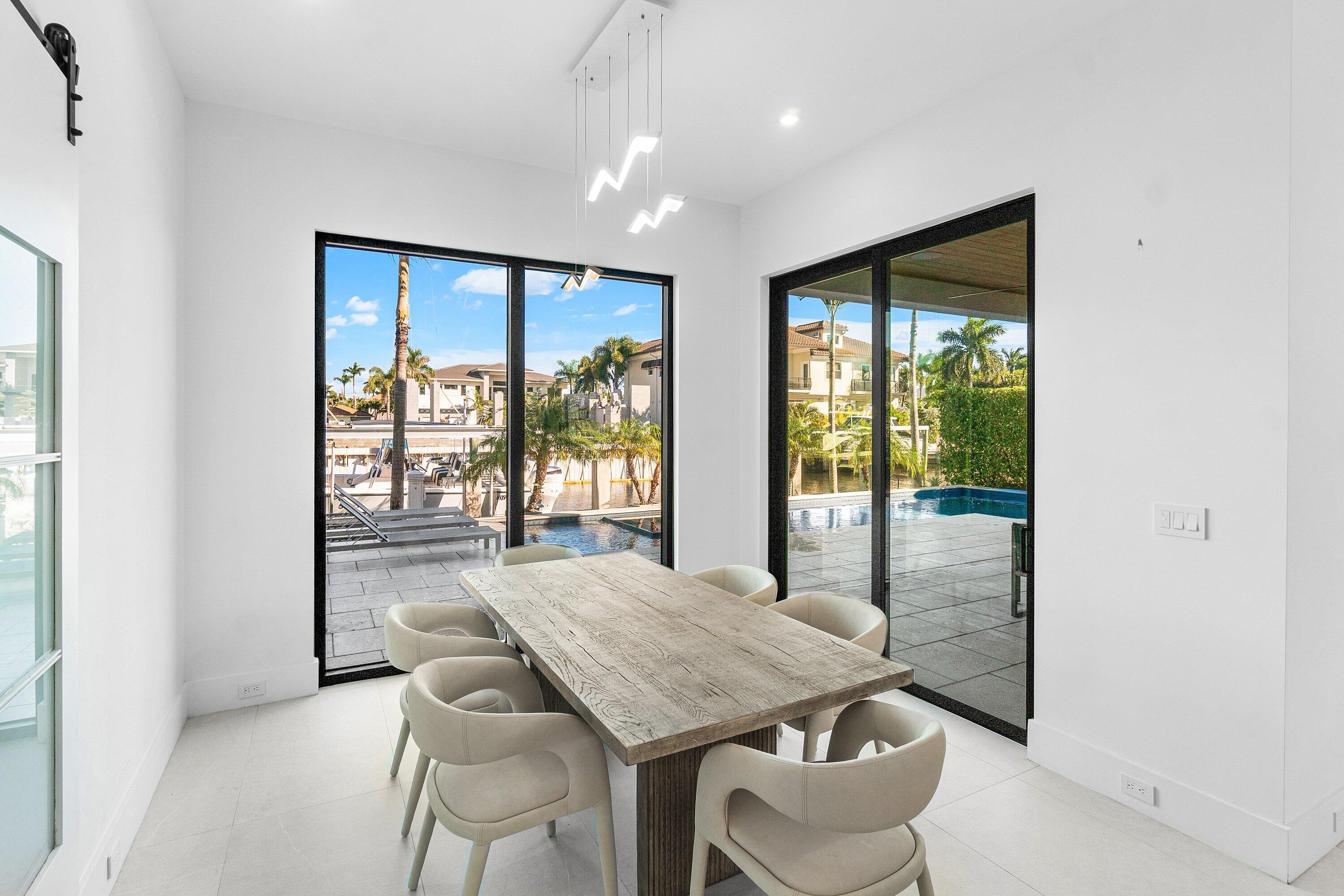 933 Allamanda Drive