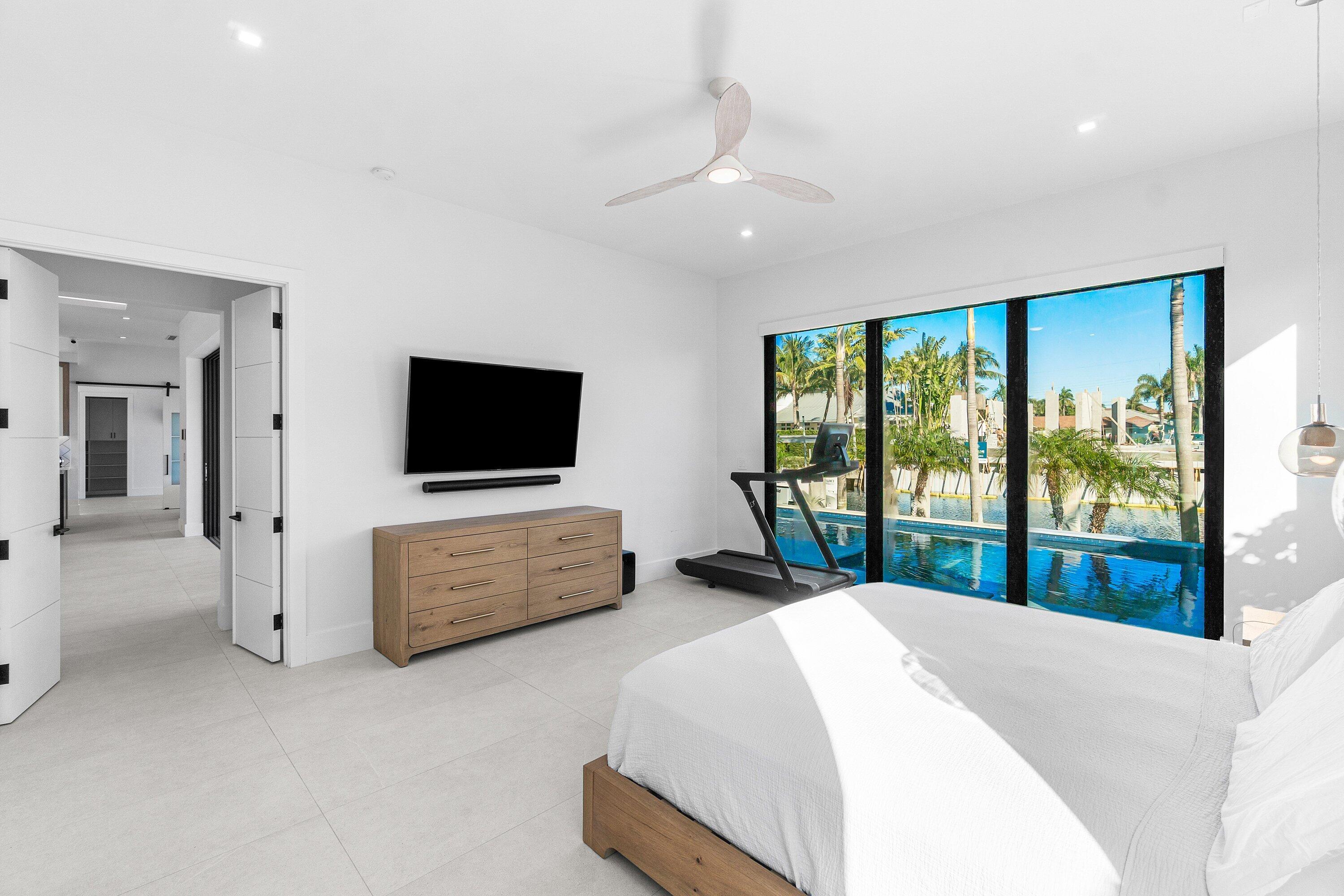 933 Allamanda Drive