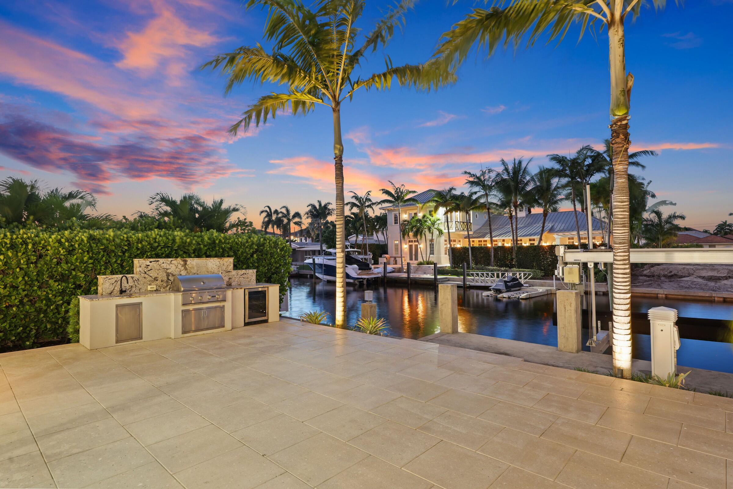 933 Allamanda Drive