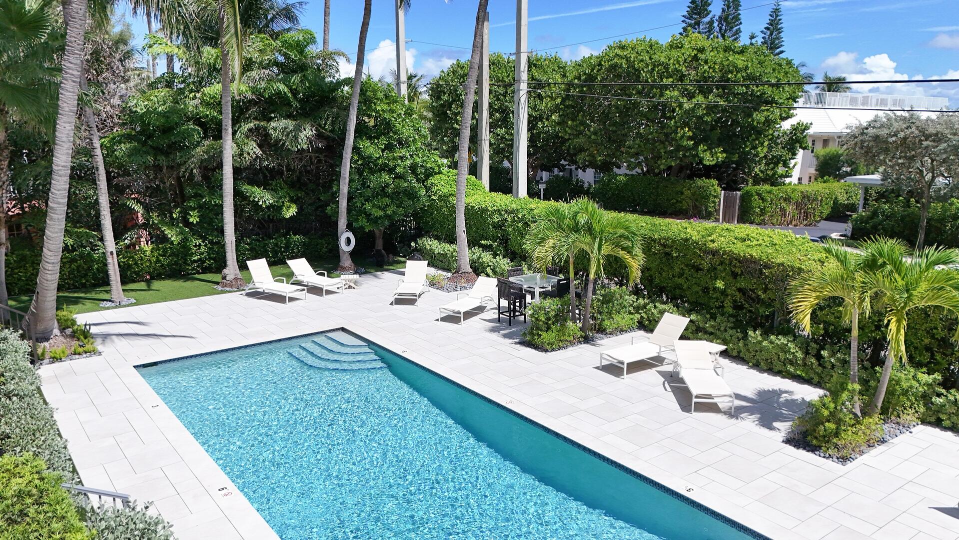 800 N Ocean Boulevard 4