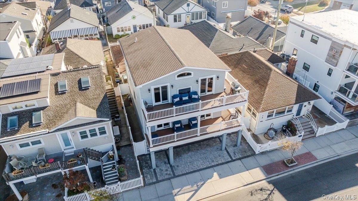 206 Grand Boulevard