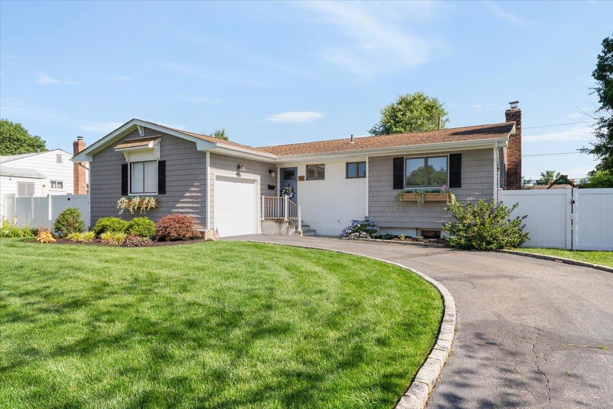 44 Havemeyer Lane