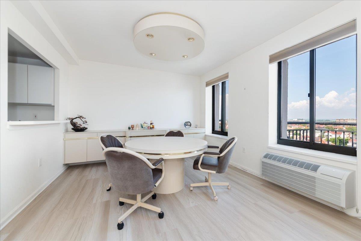 100 W Broadway Unit: 7C