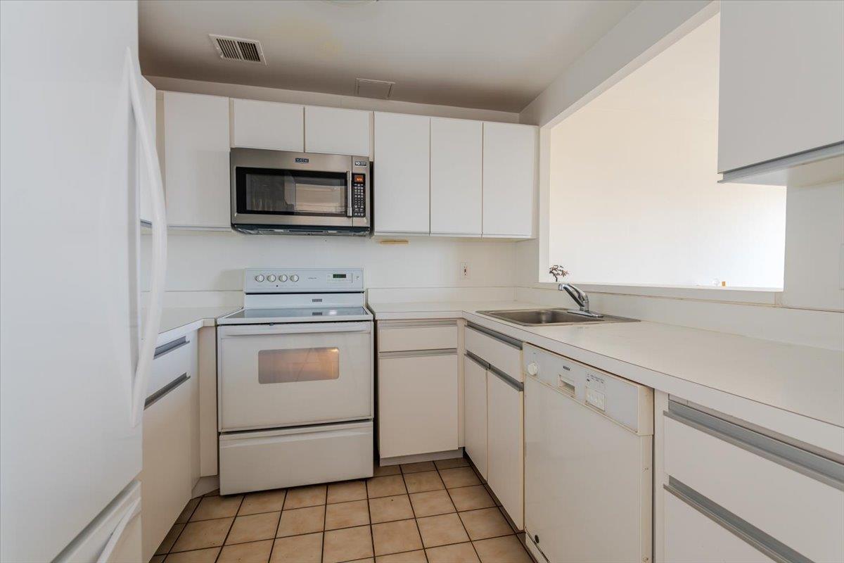 100 W Broadway Unit: 7C