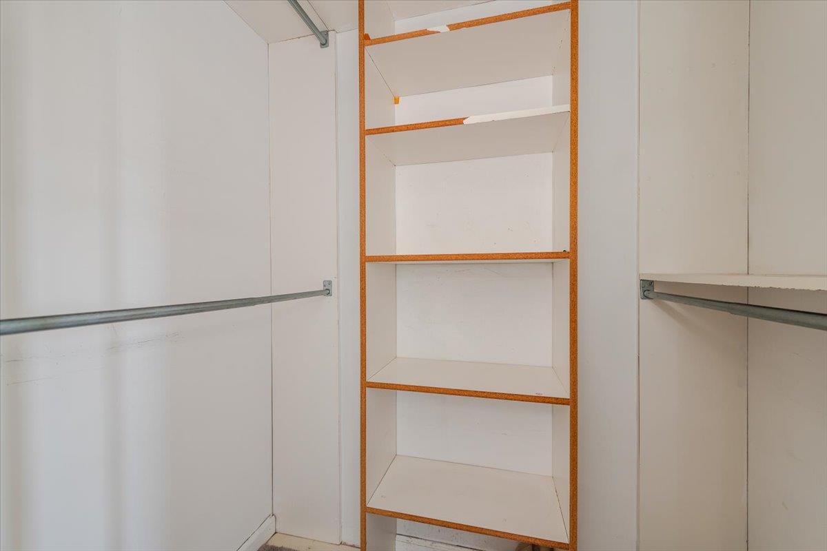 100 W Broadway Unit: 7C
