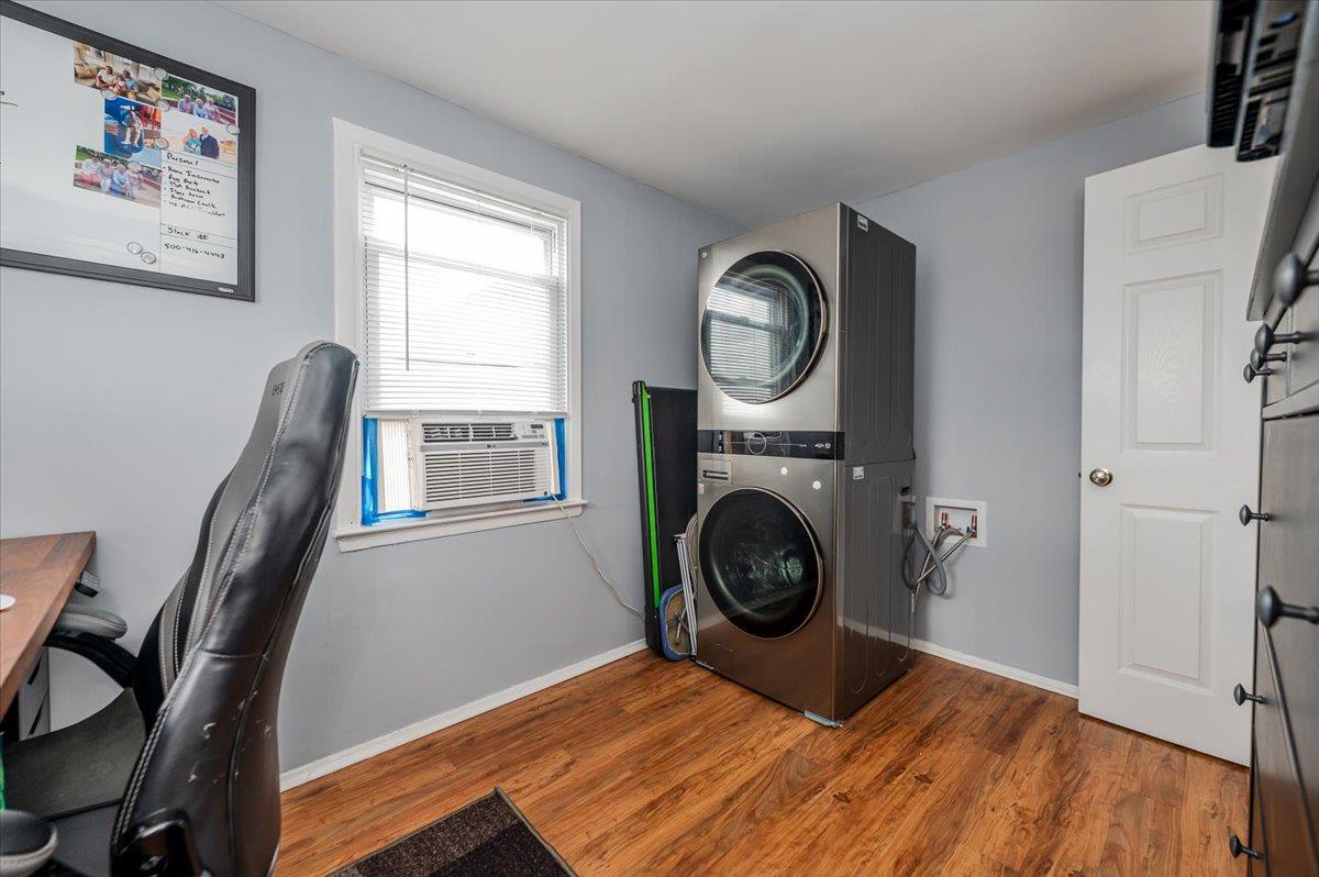 365 W Hudson Street Unit: Upper