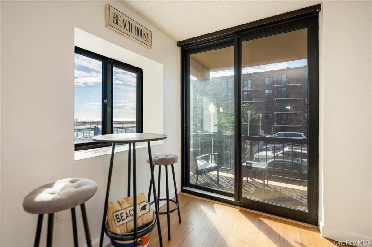 730 W Broadway Unit: 2J