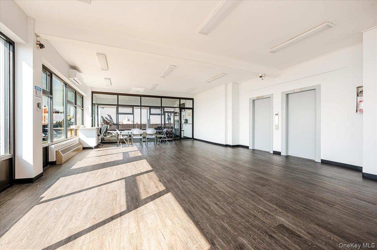 1 Broadway E Unit: 7O