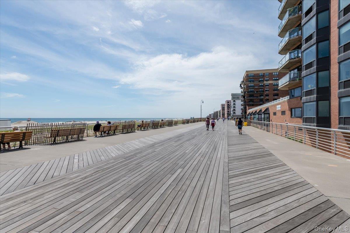 1 Broadway E Unit: 7O
