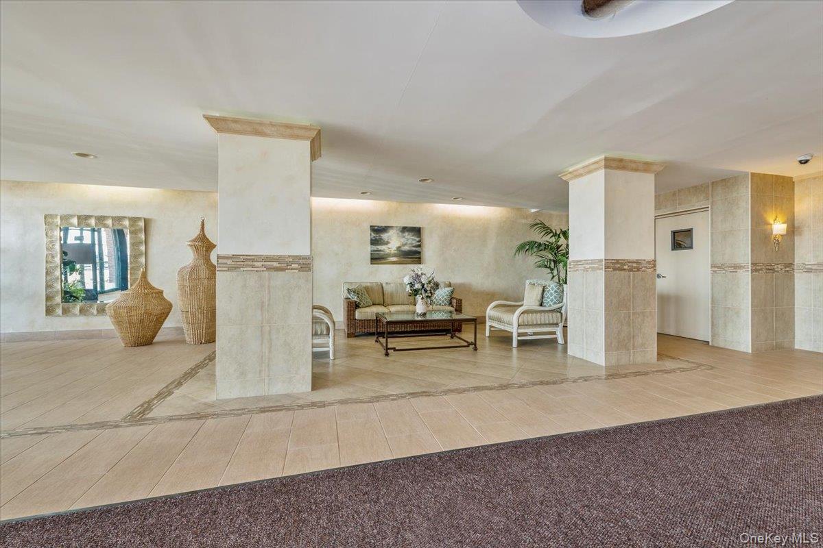 1 Broadway E Unit: 7O
