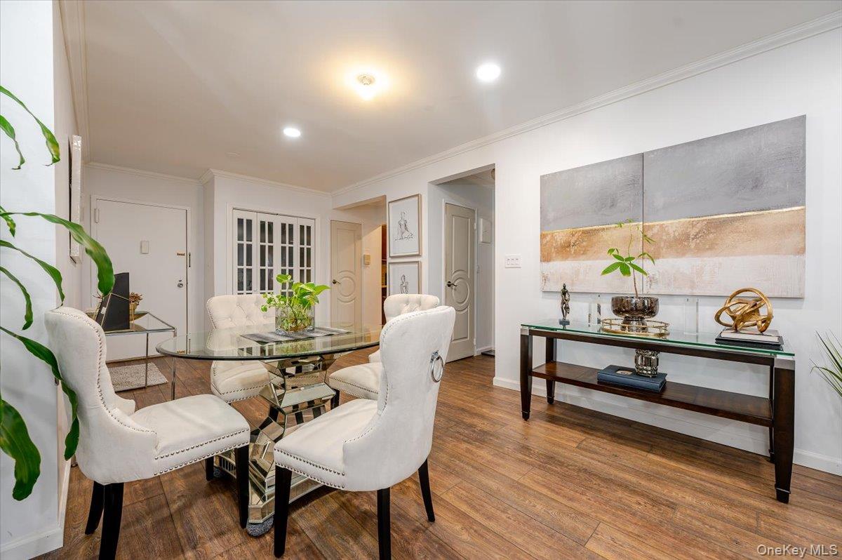 90 S Park Avenue Unit: C4