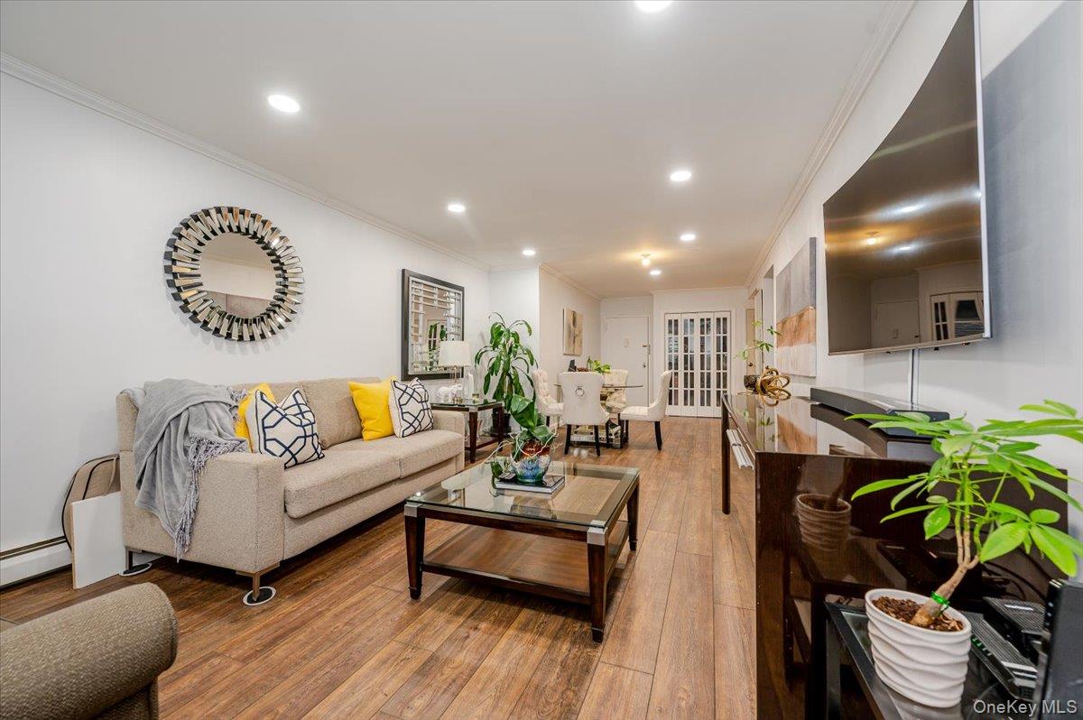 90 S Park Avenue Unit: C4