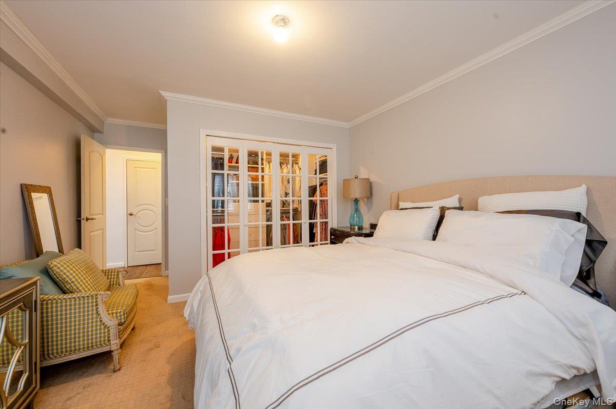 90 S Park Avenue Unit: C4