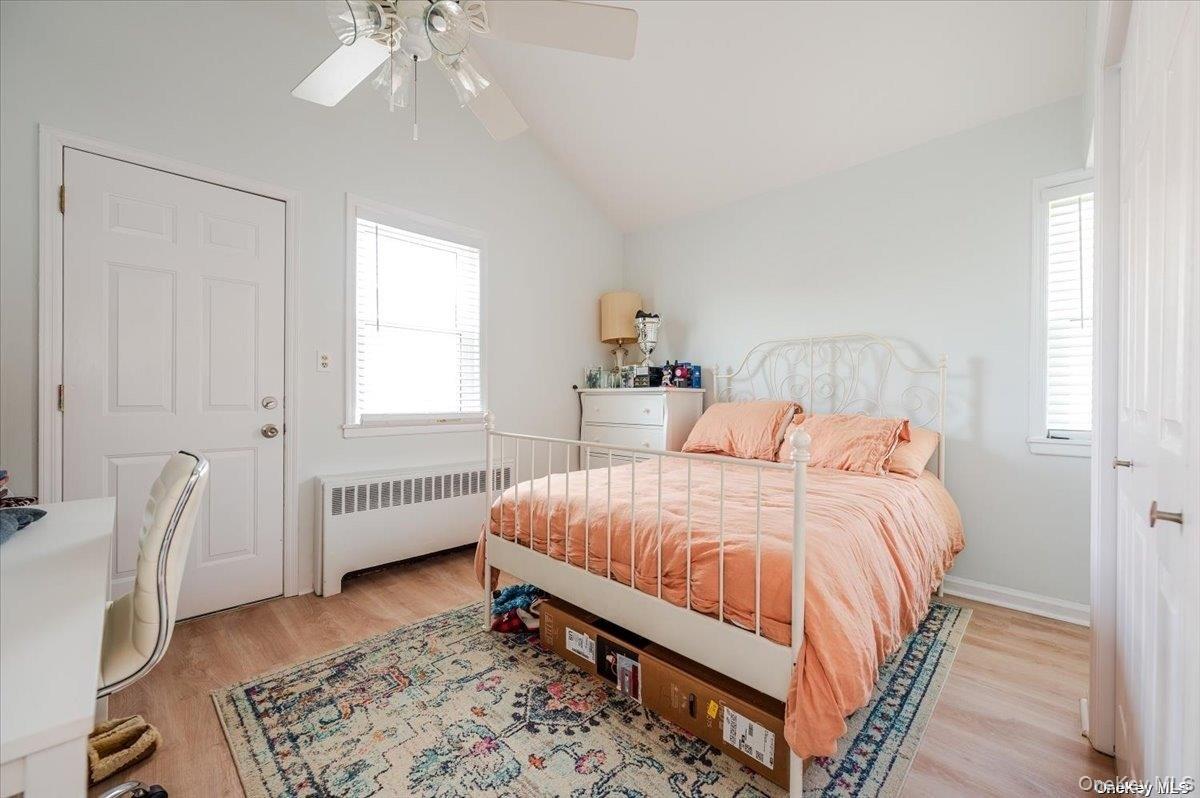 505 E Broadway Unit: Upper