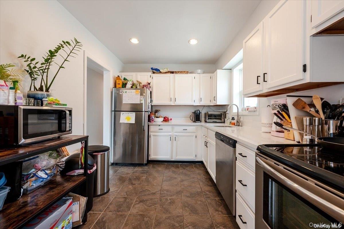 505 E Broadway Unit: Upper