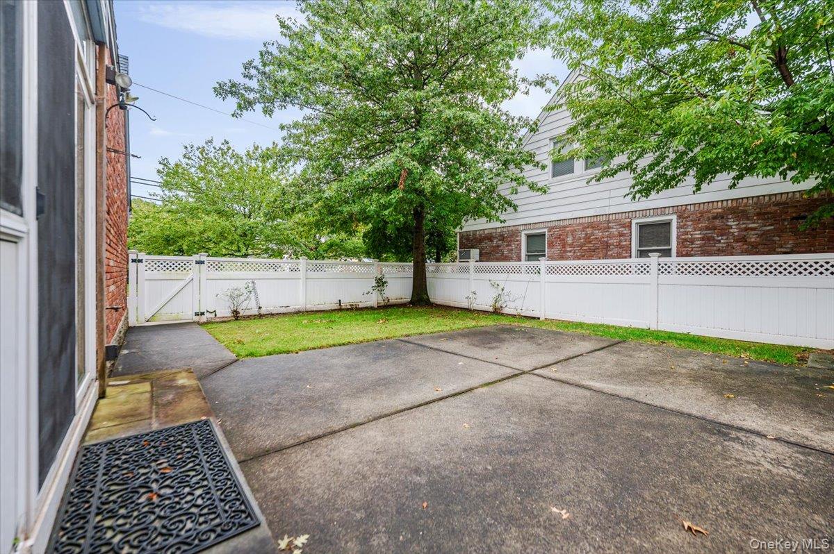 10 Linden Street