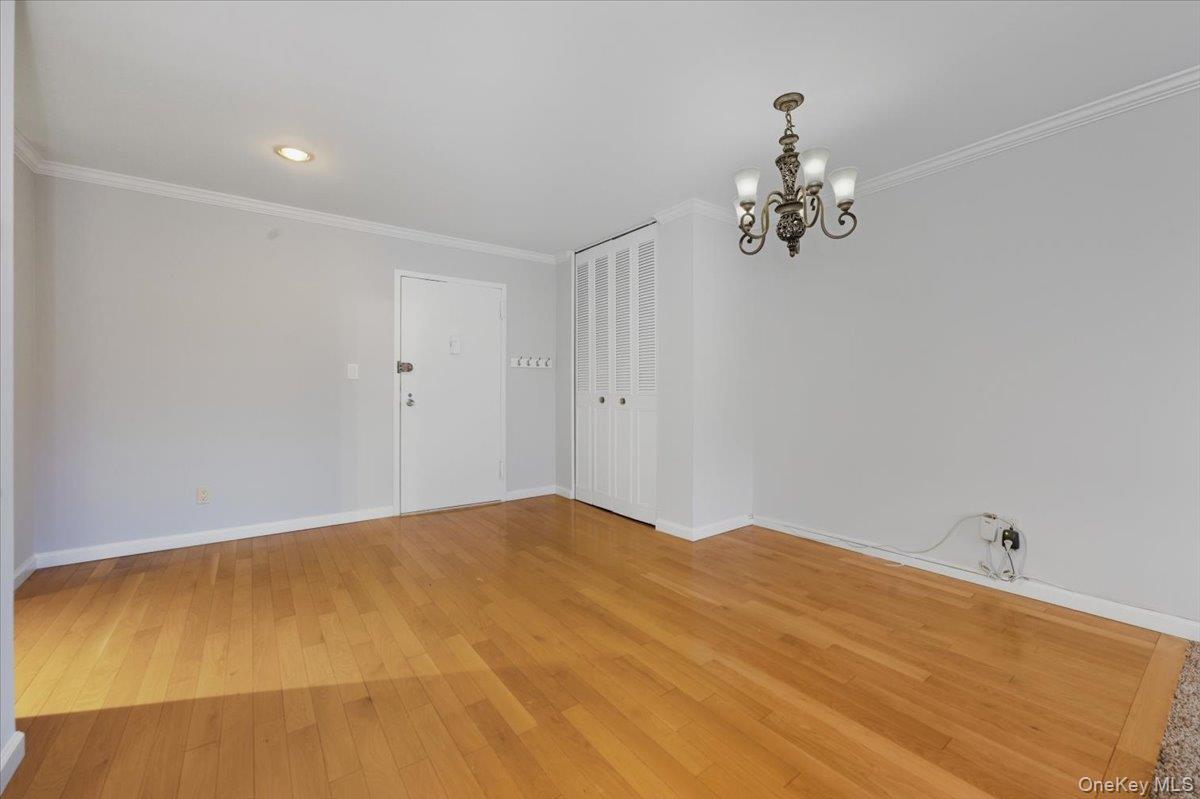 90 S Park Avenue Unit: B2