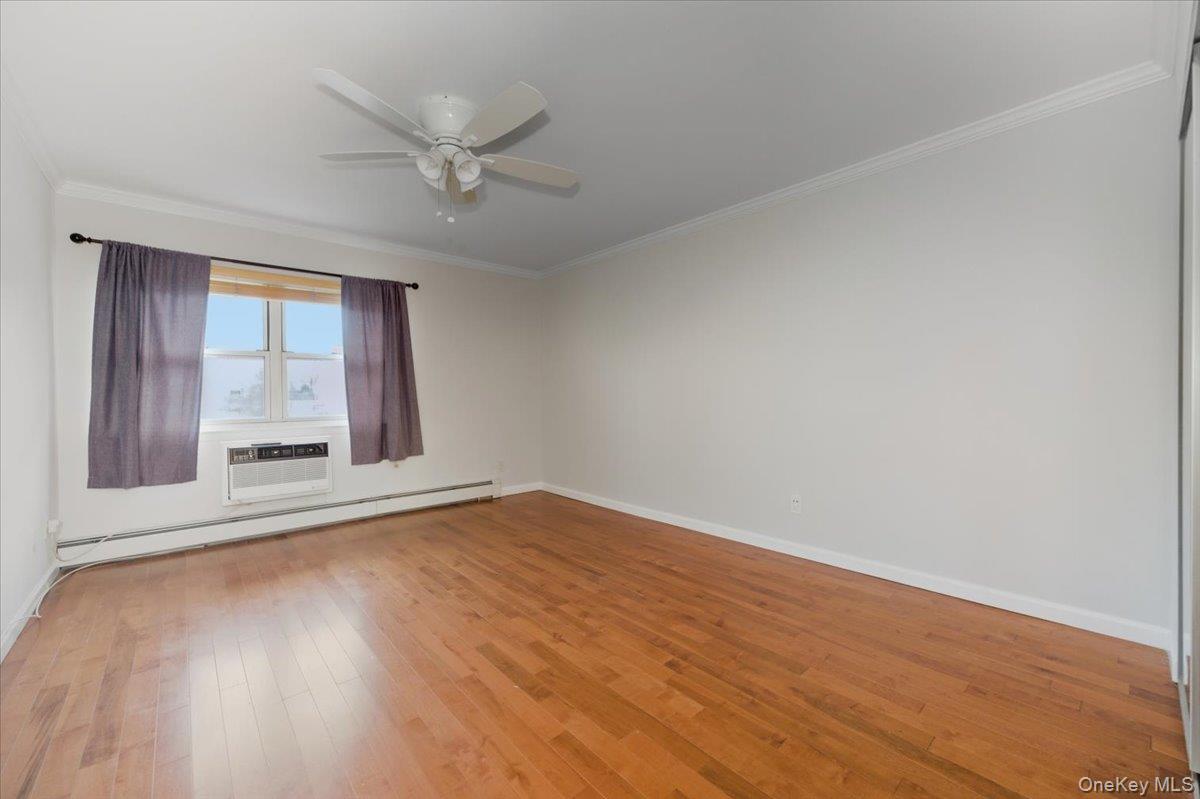 90 S Park Avenue Unit: B2