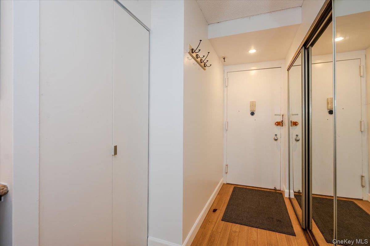 730 W Broadway Unit: 2J