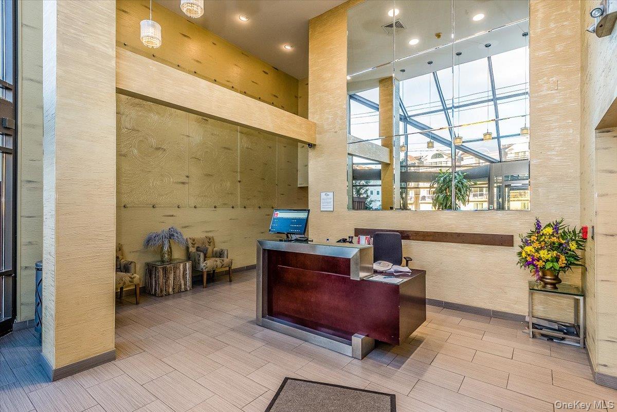 100 W Broadway Unit: 7C