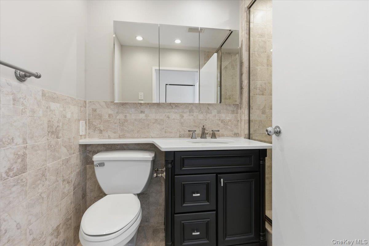 100 W Broadway Unit: 7C