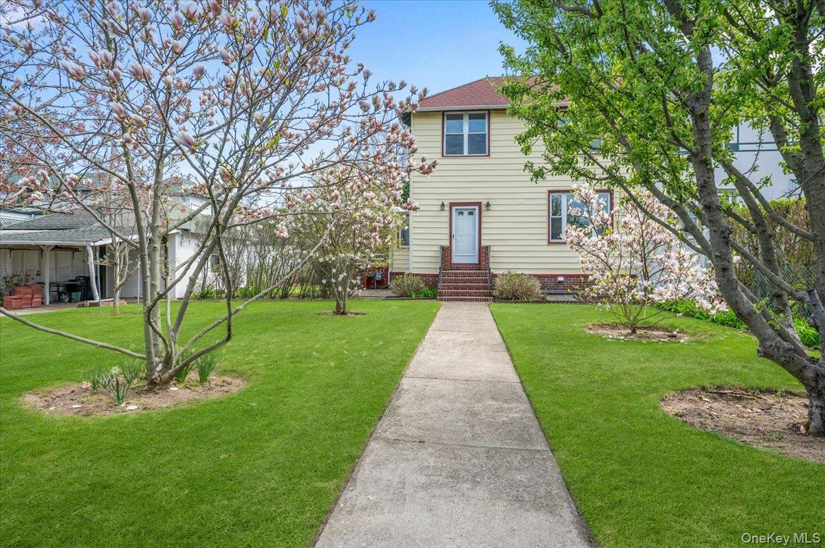 136 Lido Boulevard