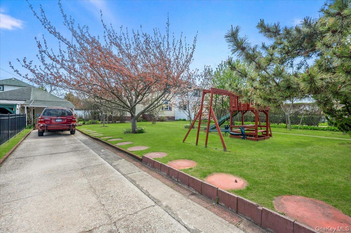 136 Lido Boulevard