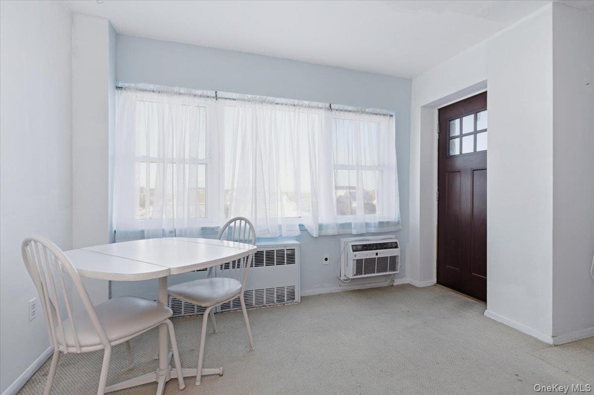 740 E Broadway Unit: 2J