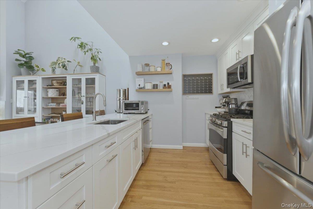 379 W Broadway Unit: B