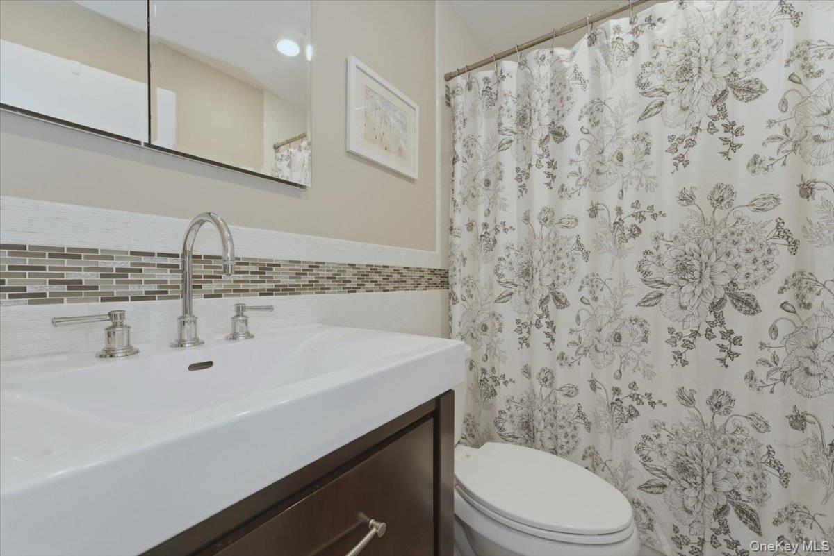 379 W Broadway Unit: B