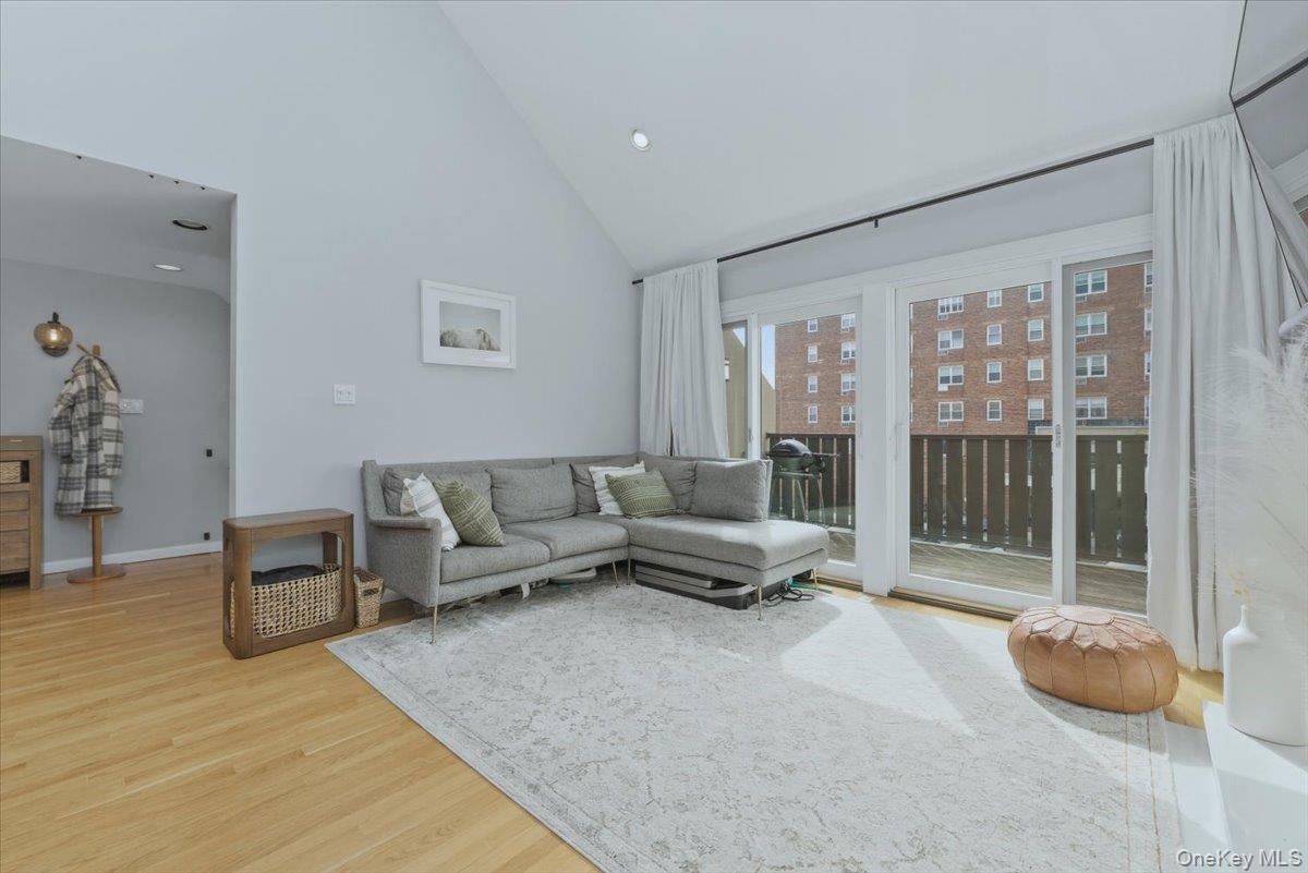 379 W Broadway Unit: B